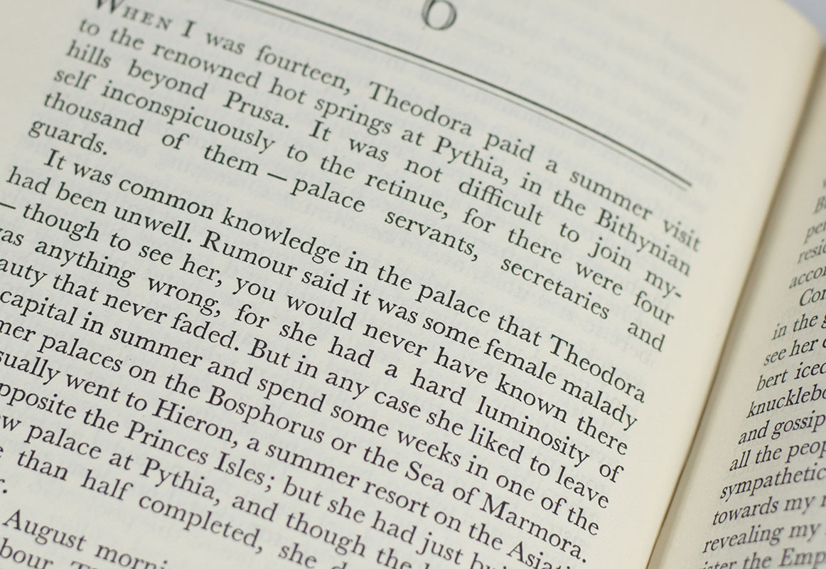 The Glittering Horn: Secret Memoirs of the Court of Justinian. - Image 4