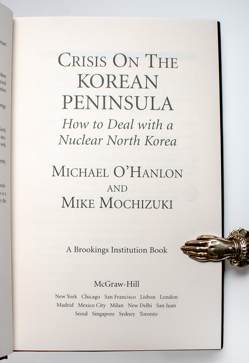 Crisis On the Korean Peninsula: How To Deal With a Nuclear North Korea.