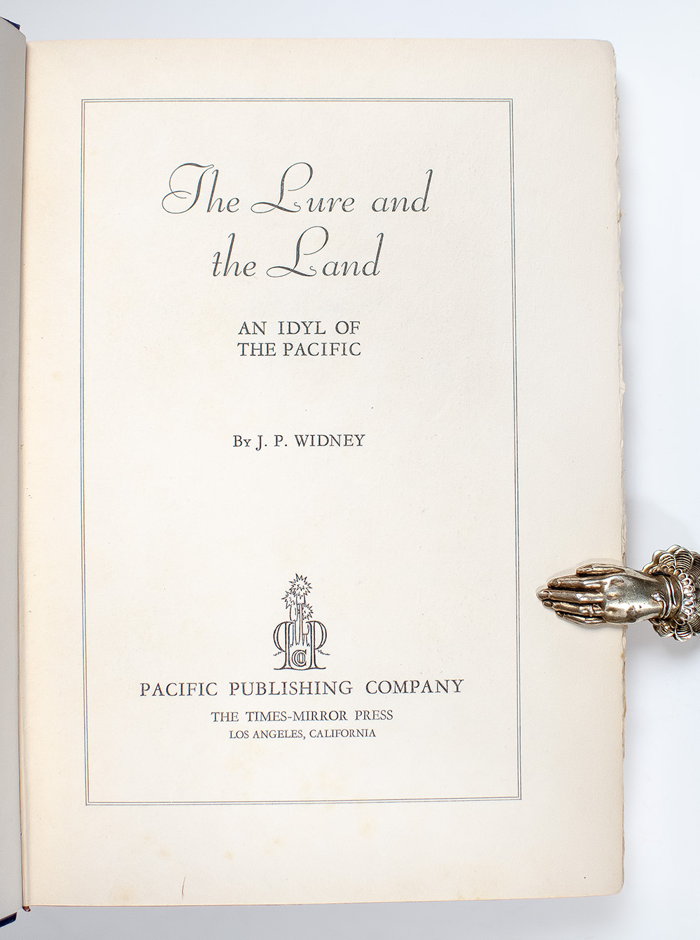 The Lure and The Land: An Idyl of the Pacific.
