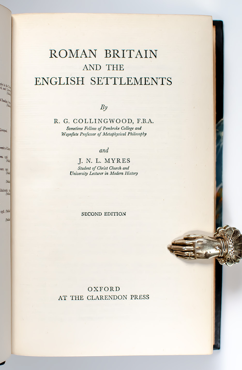 The Oxford History of England.
