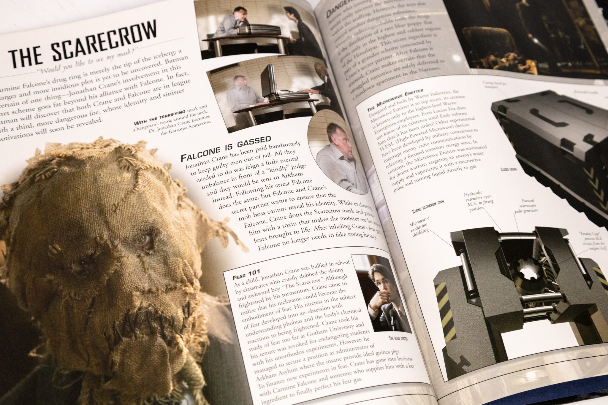 Batman Begins: The Visual Guide.