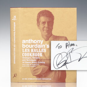 Anthony Bourdain's Les Halles Cookbook: Strategies, Recipes, and Techniques of Classic Bistro Cooking.