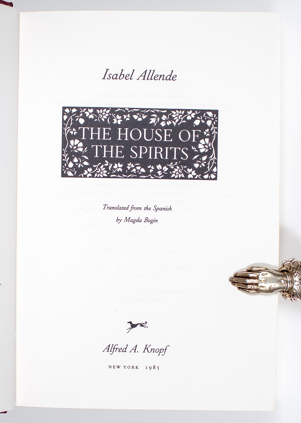 The House of the Spirits: A Novel.