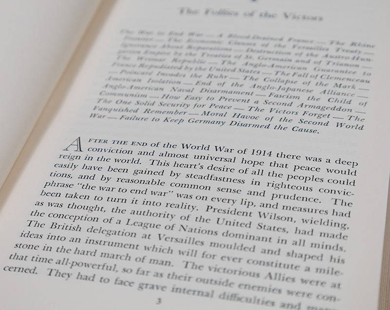 The Second World War: The Gathering Storm; Their Finest Hour; The Grand Alliance; The Hinge of Fate; Closing the Ring; Triumph and Tragedy.