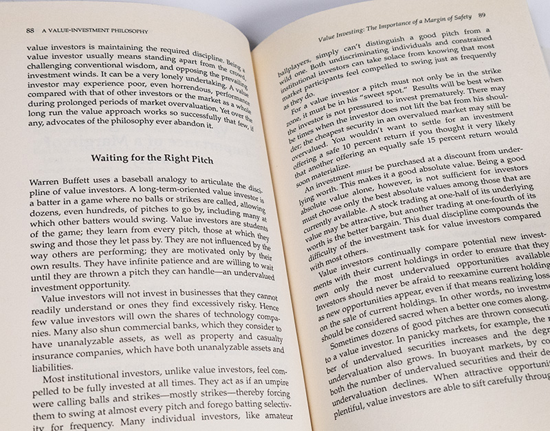 Margin of Safety: Risk-Averse Value Investing Strategies for the Thoughtful Investor.