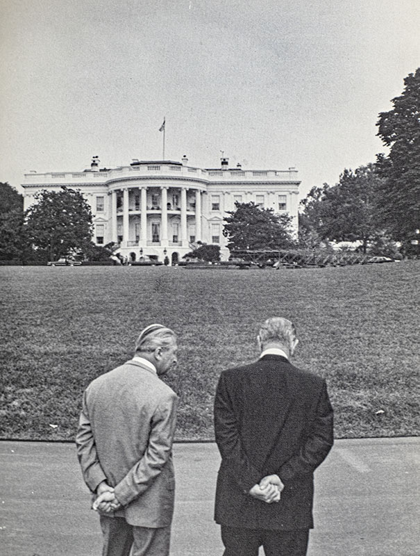 The Vantage Point: Perspectives on the Presidency.